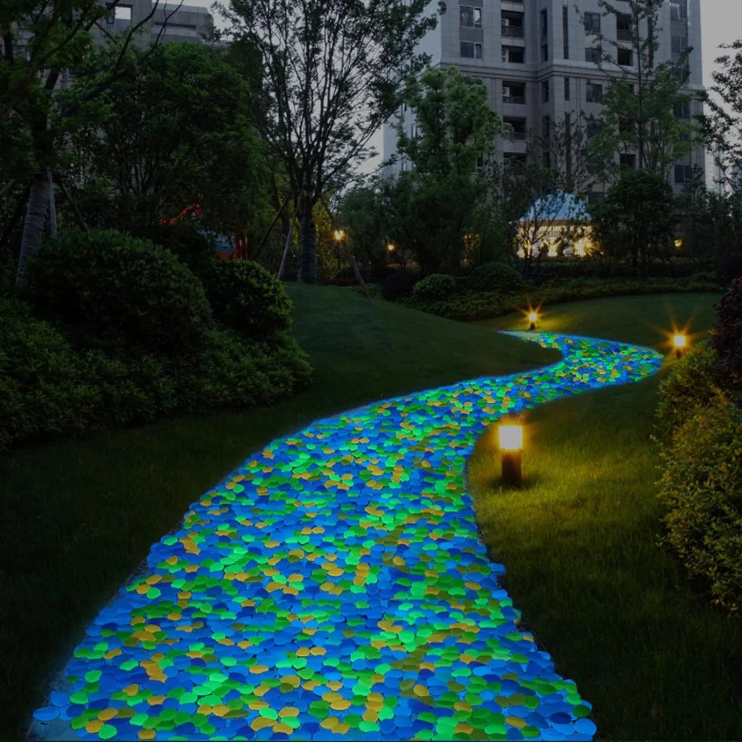 🌈Colorful Glow-in-the-Dark Garden Stones